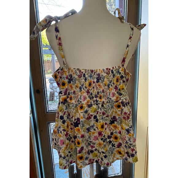 Old Navy Womens Sleeveless XL Flower Top With Tie Shoulder and Ruched Back - Picture 3 of 4